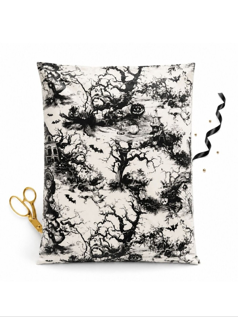 Spooky Halloween 10ct Black & White Polymailers 10x13